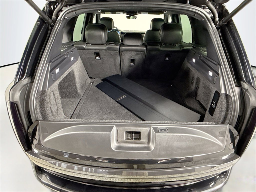 Used 2023 Land Rover Range Rover SE image 27