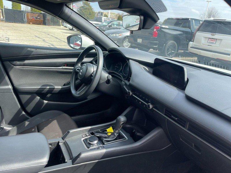 Used 2023 MAZDA MAZDA3 s image 2