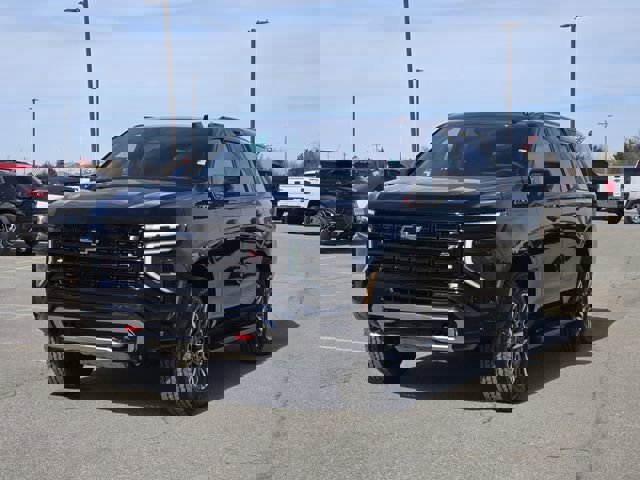 New 2026 Chevrolet Tahoe Z71 w/ Z71 Off-Road Package image 2