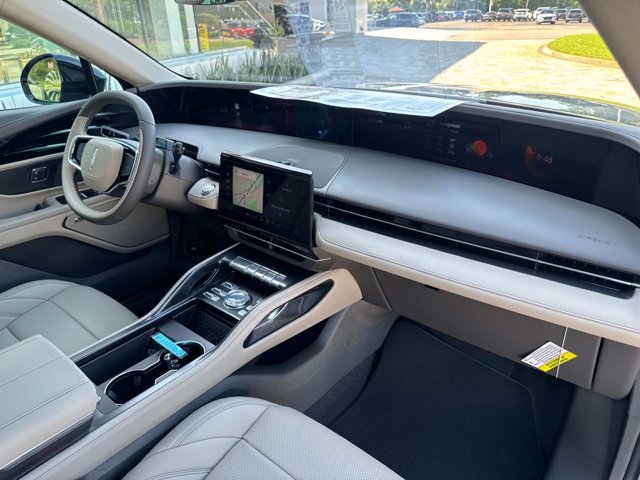 New 2025 Lincoln Nautilus Premier w/ Equipment Group 102A image 20