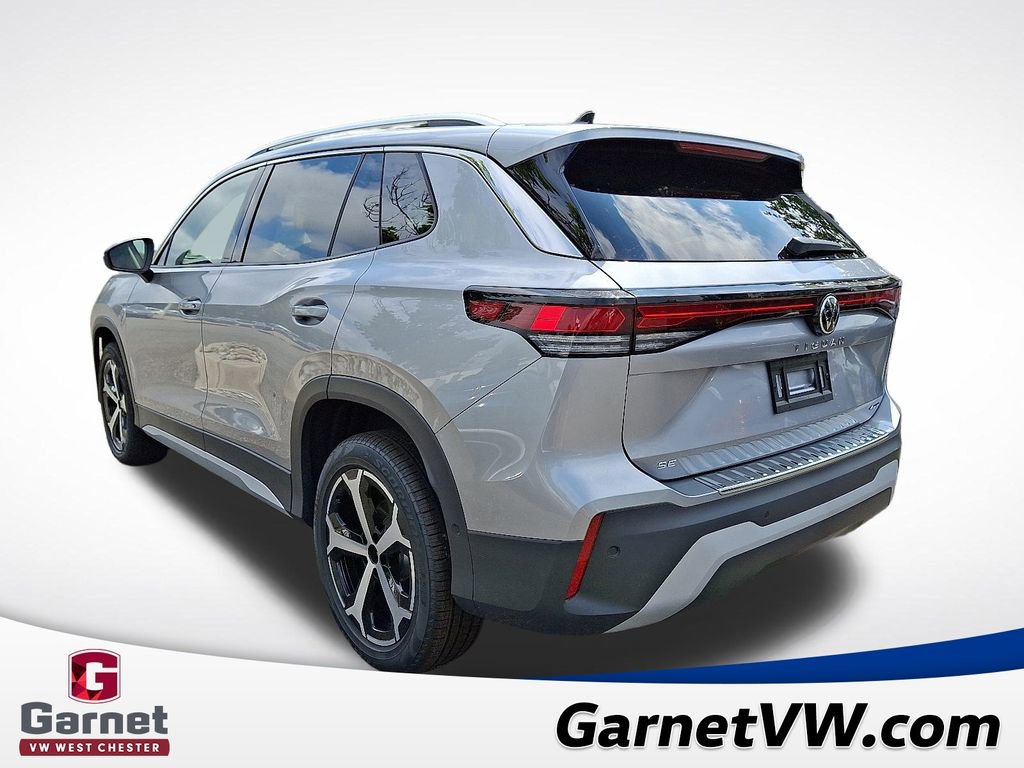 New 2025 Volkswagen Tiguan SE image 3