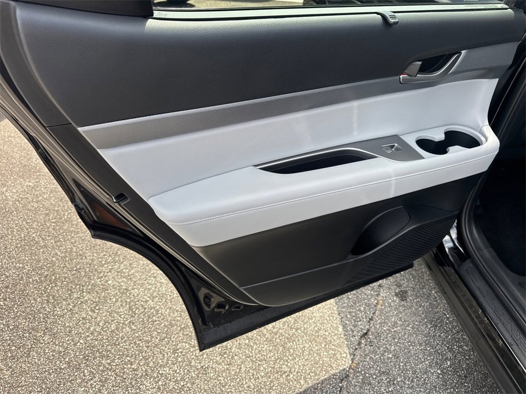 Used 2022 Hyundai Palisade SEL w/ 8P Bench Seat Package image 21