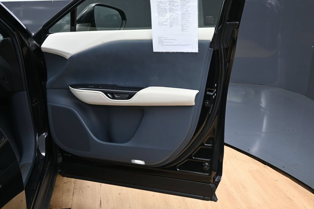 Used 2023 Lexus RZ 450e Premium w/ Technology Package AWD/4WD image 34