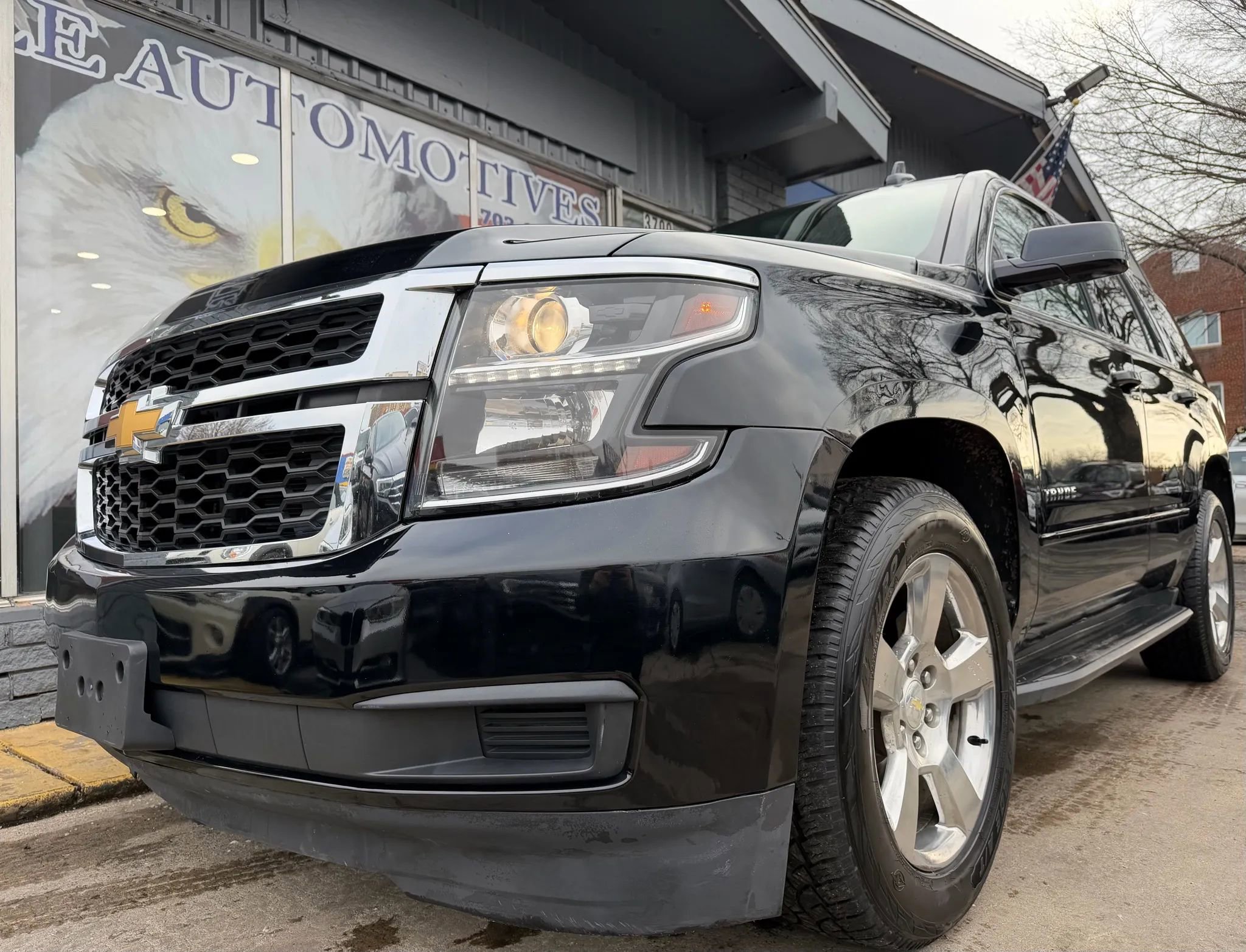 Used 2017 Chevrolet Tahoe LS w/ All-Season Package image 7