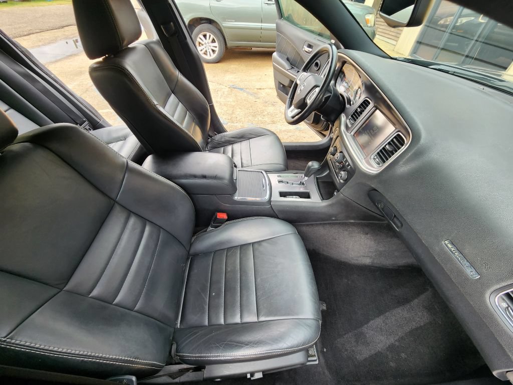 Used 2014 Dodge Charger R/T RWD image 7