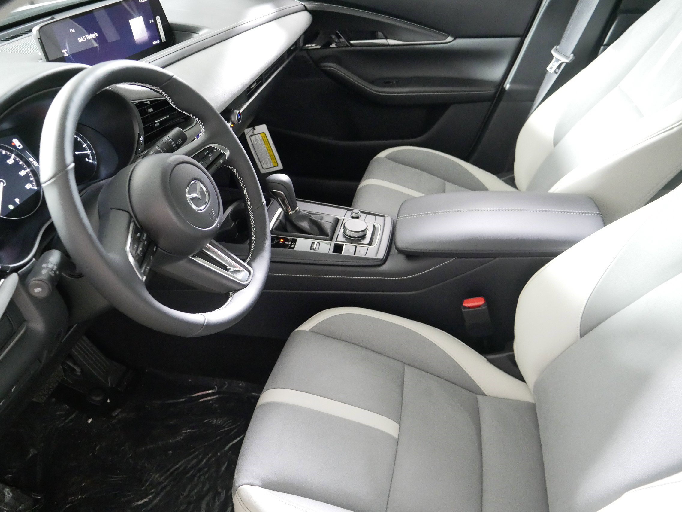New 2026 MAZDA CX-30 2.5 Turbo Aire Edition AWD/4WD image 4