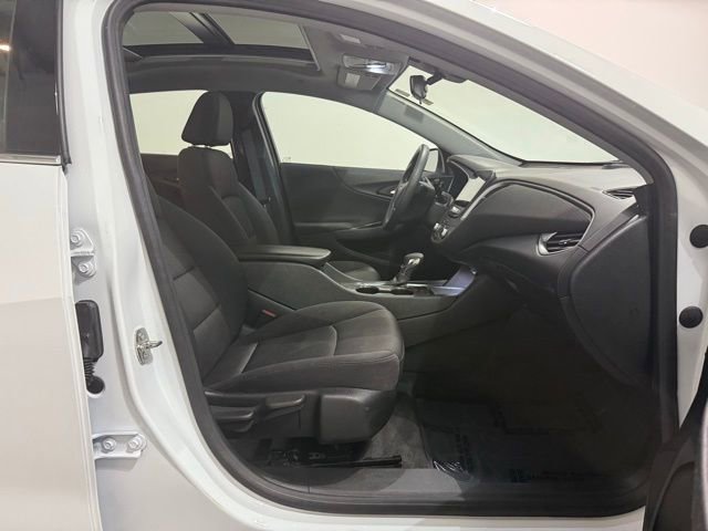 Certified 2024 Chevrolet Malibu LT image 25