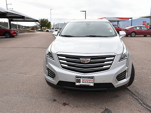 Used 2017 Cadillac XT5 Luxury w/ Driver Awareness Package image 2