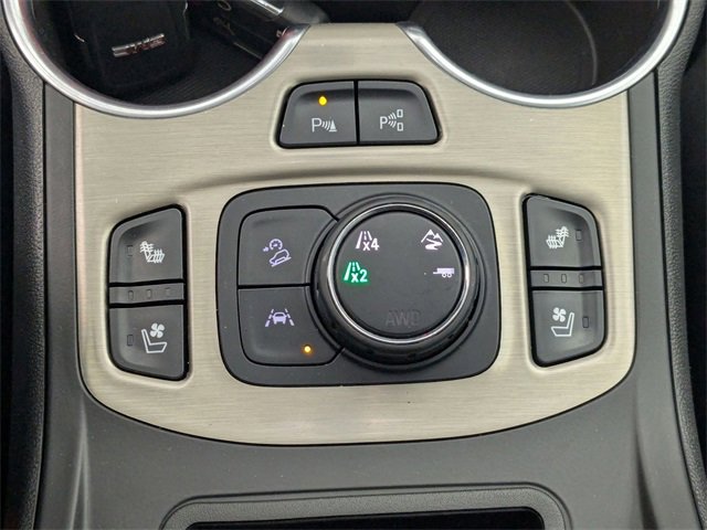 Used 2020 GMC Terrain Denali w/ Denali Premium Package image 25