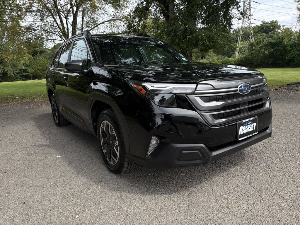 Used 2026 Subaru Forester Premium AWD/4WD image 2