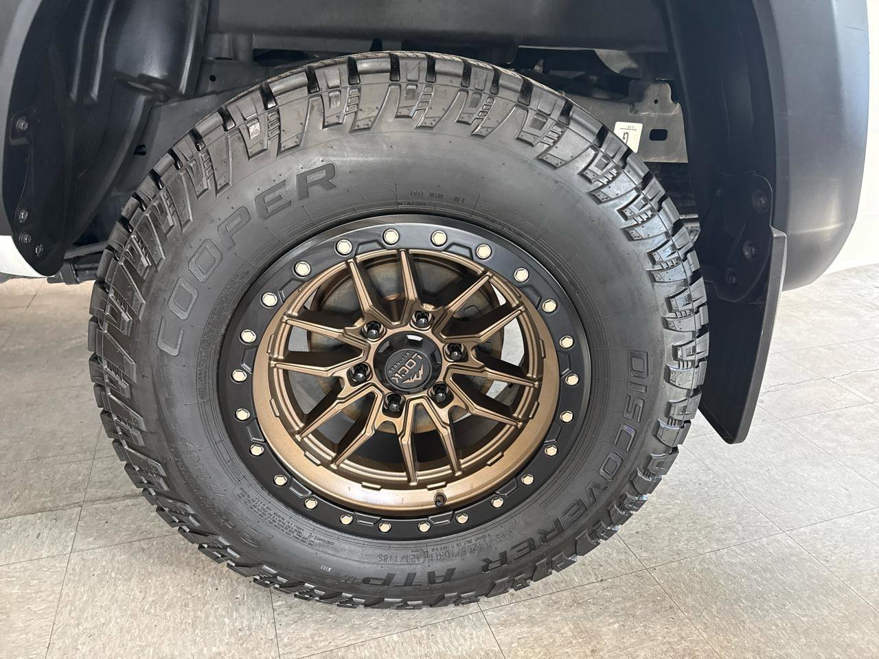 Used 2023 Toyota Tacoma TRD Off-Road w/ Technology Package image 89