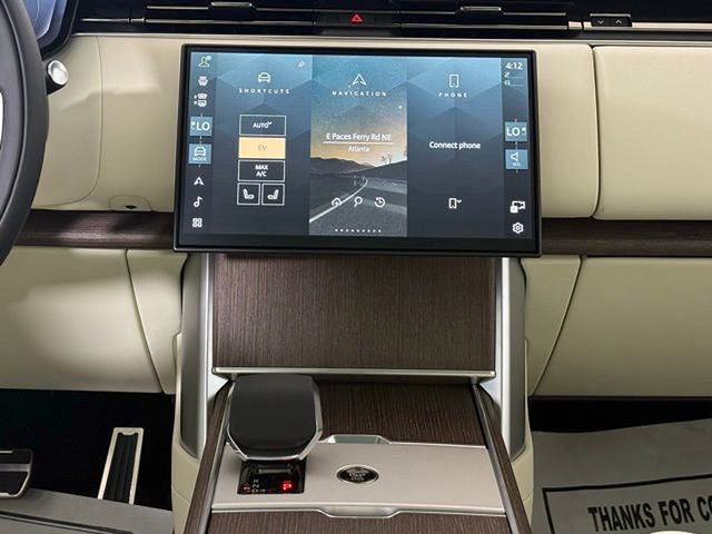New 2025 Land Rover Range Rover SE image 25
