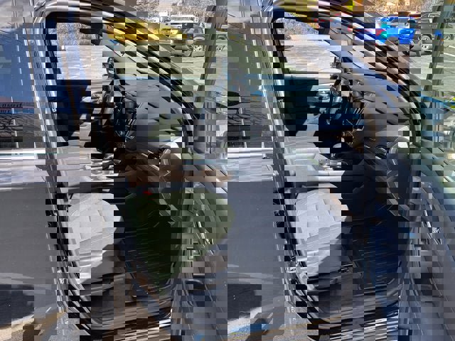 Used 2022 Chevrolet Traverse LT image 26