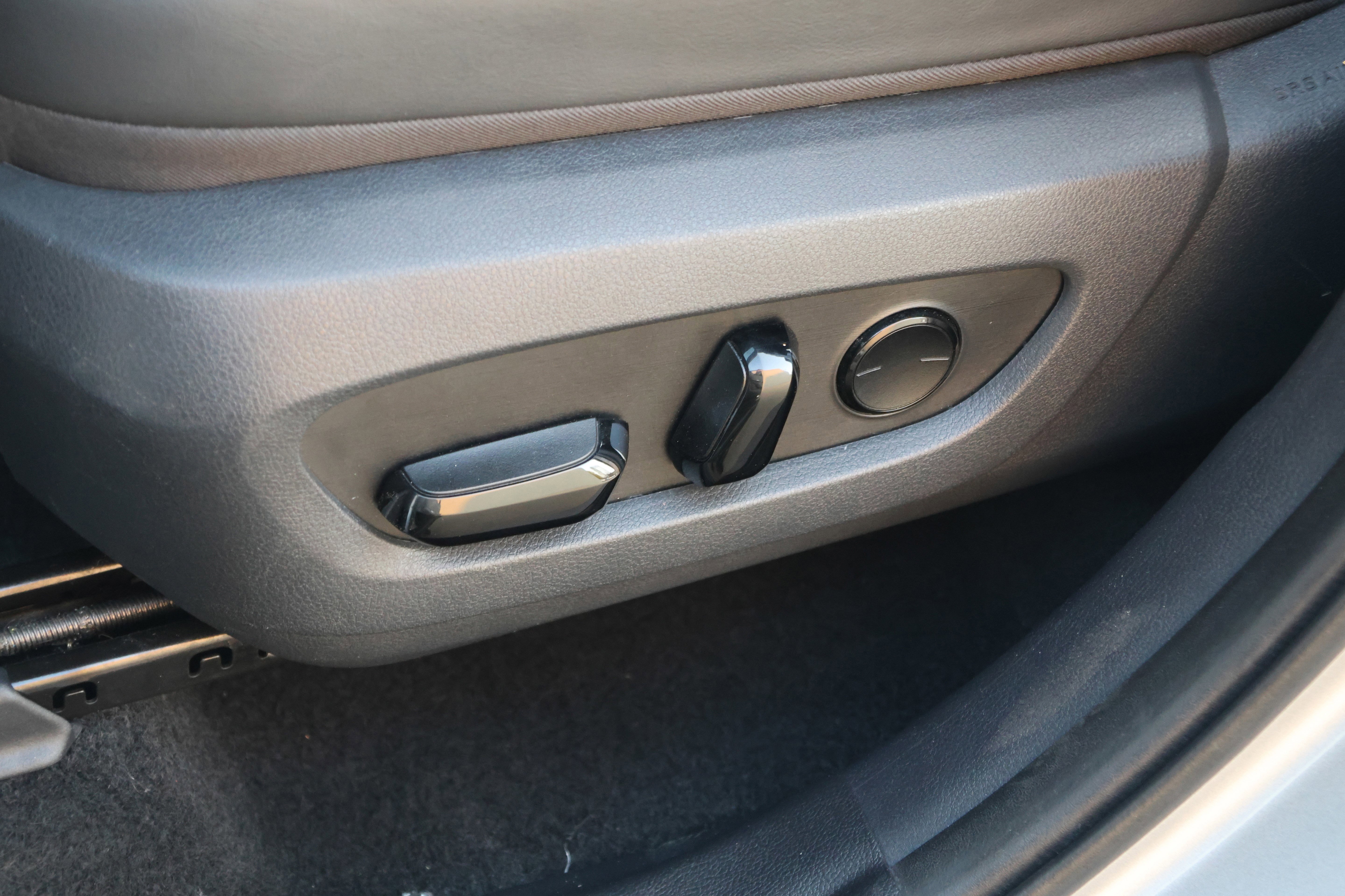 Used 2024 Lexus TX 350 AWD w/ Cold Weather Package image 33