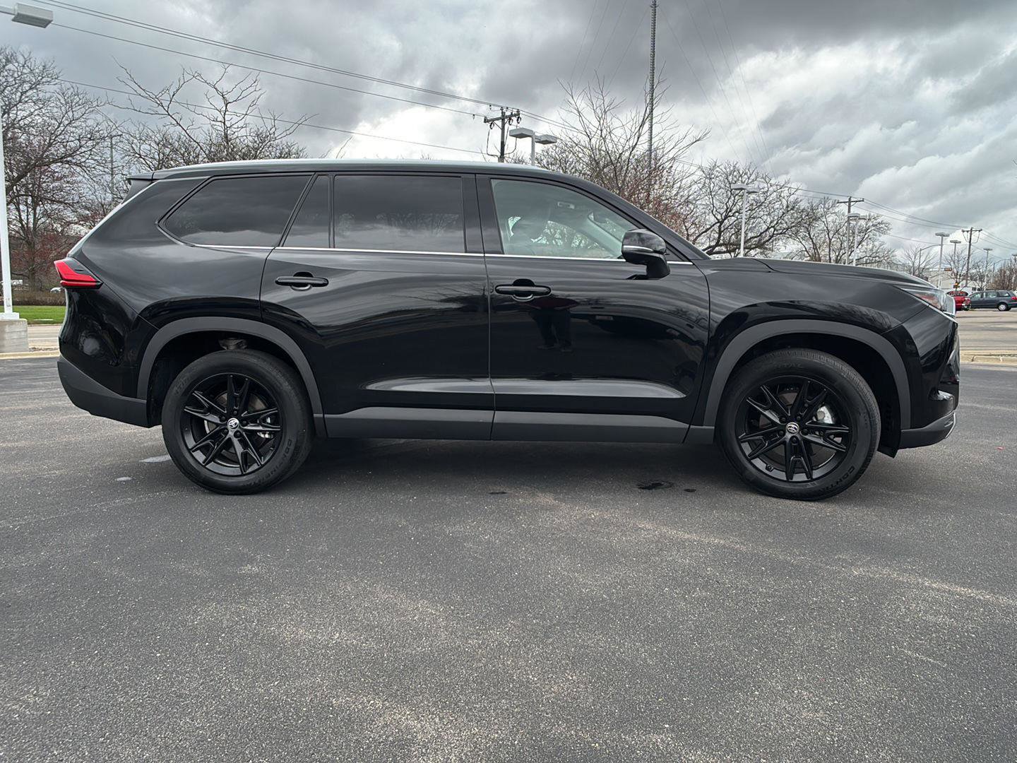 Used 2024 Toyota Grand Highlander AWD image 10