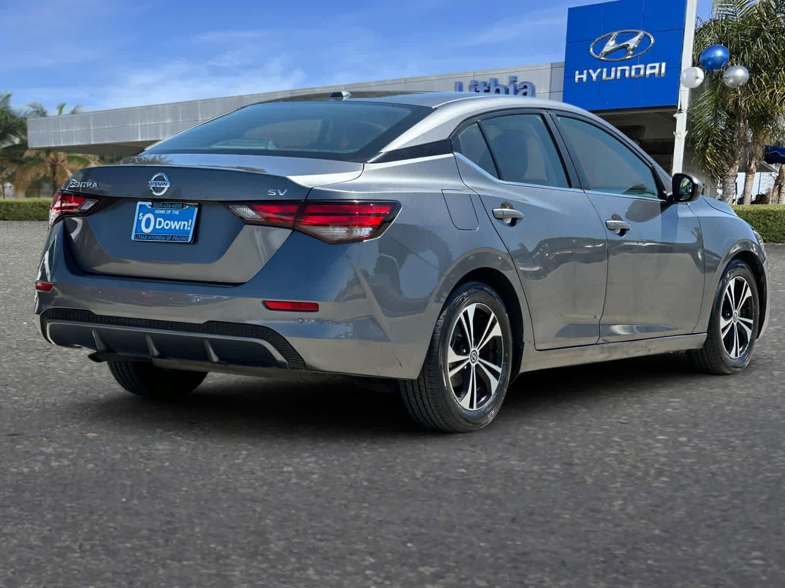 Used 2022 Nissan Sentra SV FWD image 3