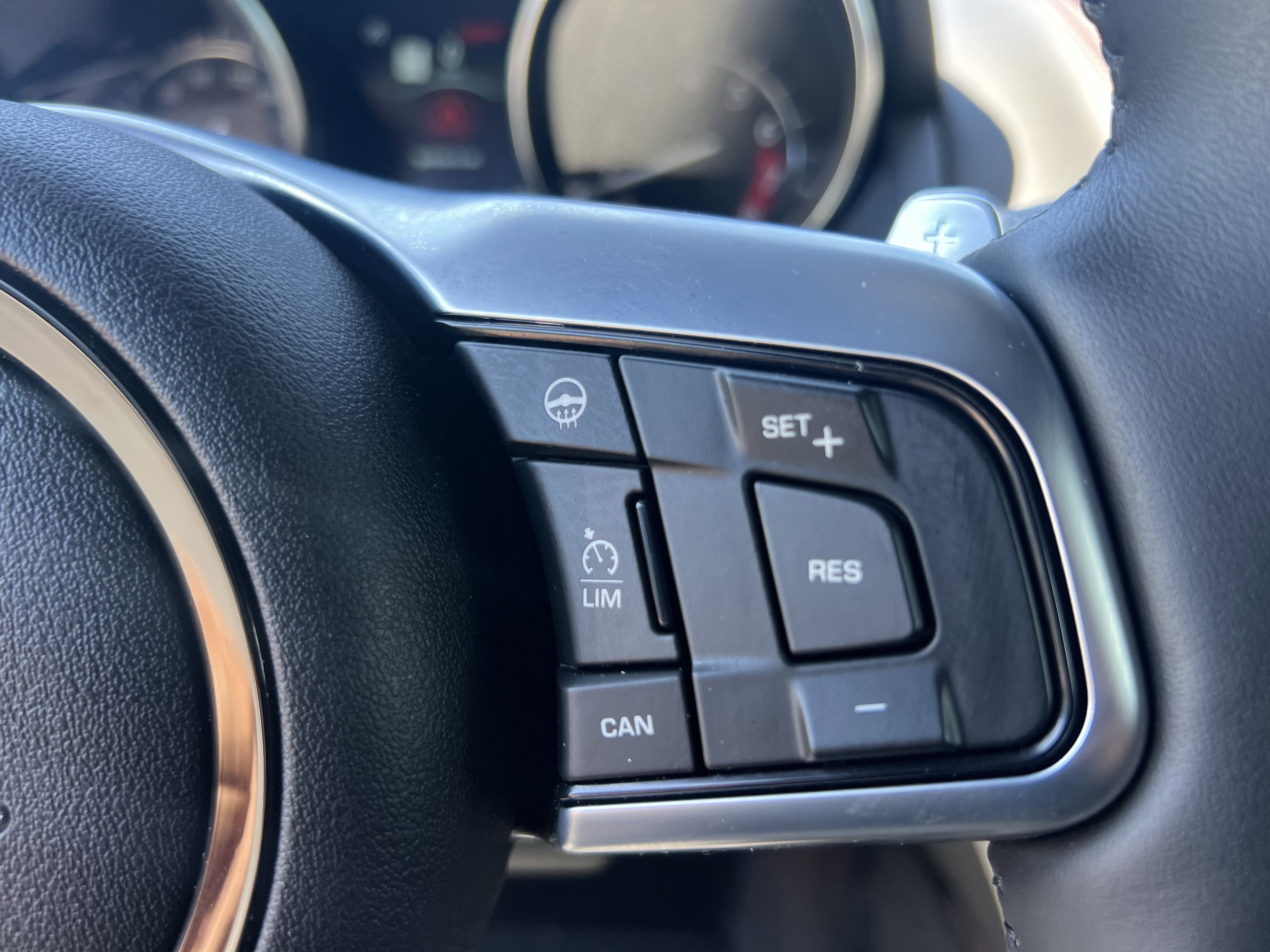 Used 2020 Jaguar F-TYPE Checkered Flag image 22