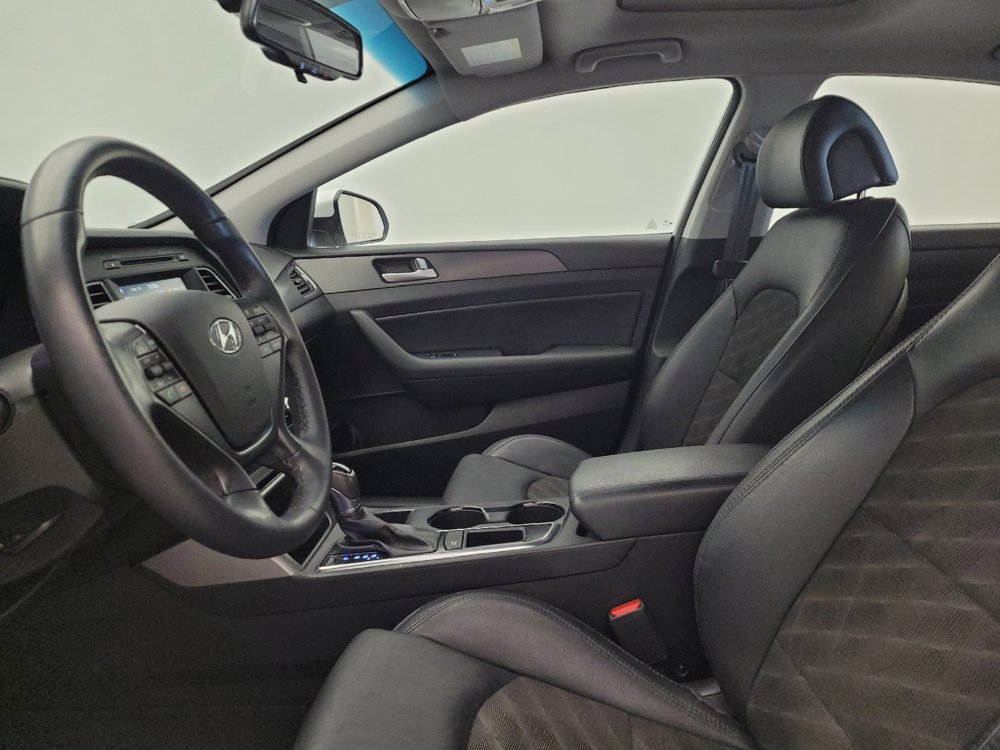 Used 2017 Hyundai Sonata Sport w/ Value Edition Package 02 FWD image 17