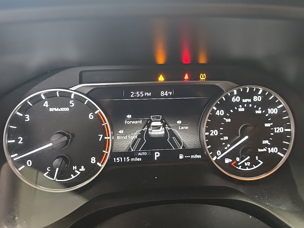 Used 2023 Nissan Rogue SV AWD/4WD image 2