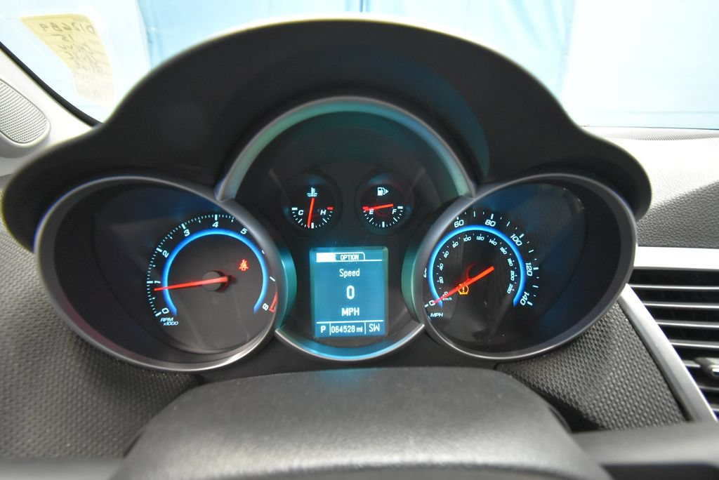 Used 2015 Chevrolet Cruze LT FWD image 7