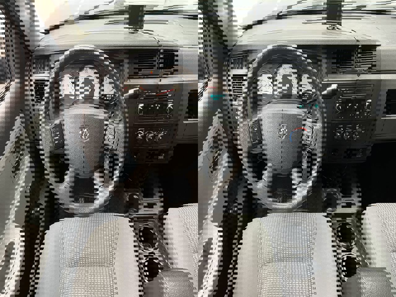 Used 2011 Dodge Dakota ST image 9