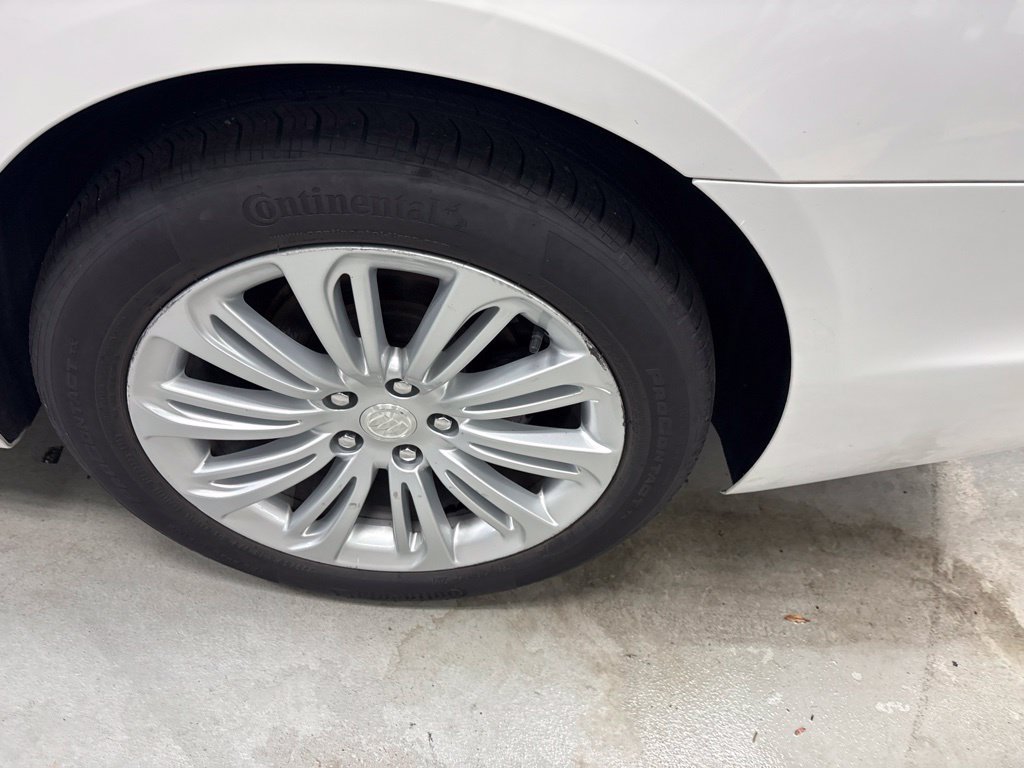Used 2018 Buick LaCrosse Premium FWD image 22