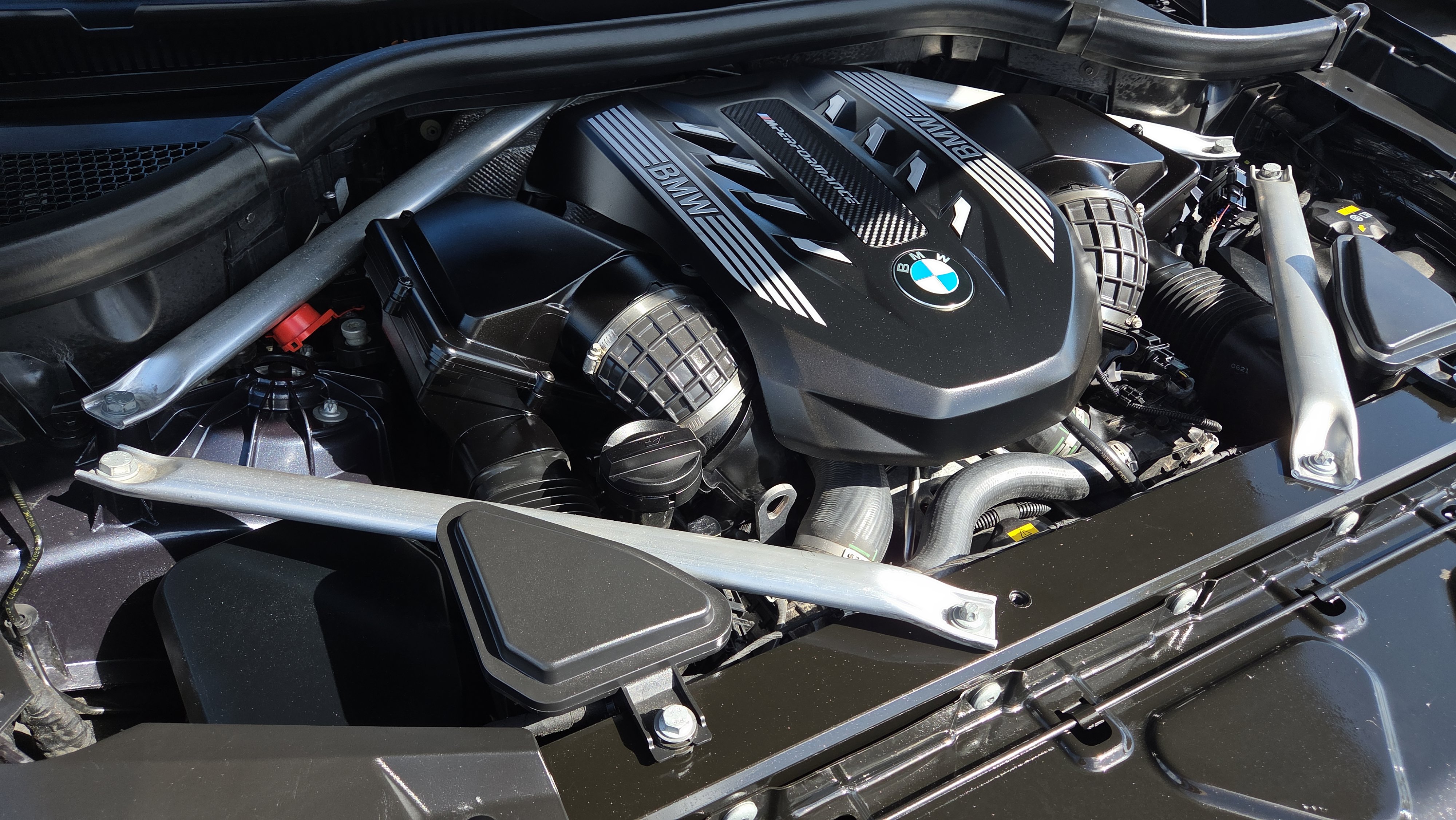 Used 2022 BMW X5 M50i image 24