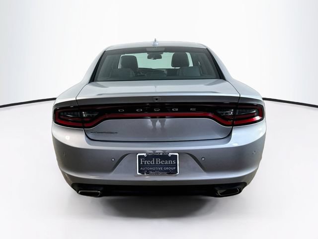 Used 2022 Dodge Charger SXT w/ Plus Group RWD image 9