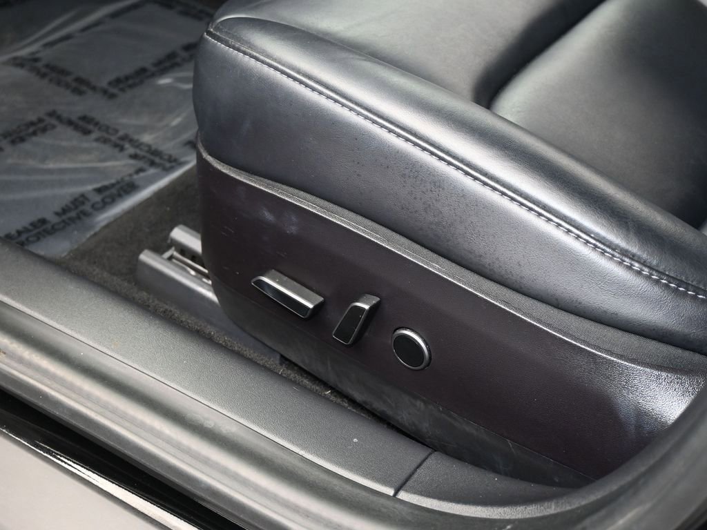 Used 2021 Tesla Model 3 Standard Range Plus image 12