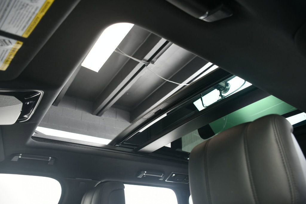 Used 2021 Land Rover Range Rover P525 Westminster Edition image 6