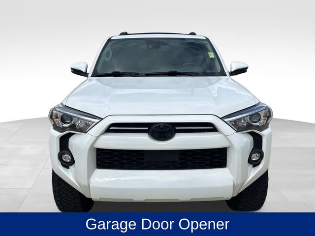 Used 2021 Toyota 4Runner SR5 Premium w/ Moonroof Package RWD image 2