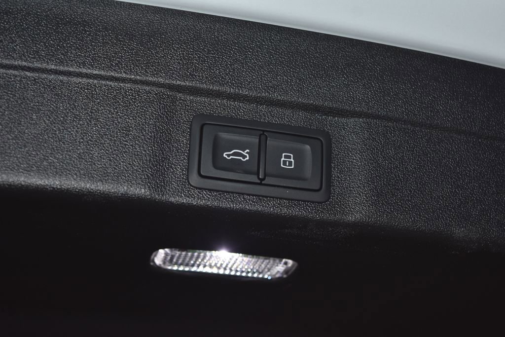 Certified 2025 Audi A5 2.0T Premium w/ Convenience Package image 31