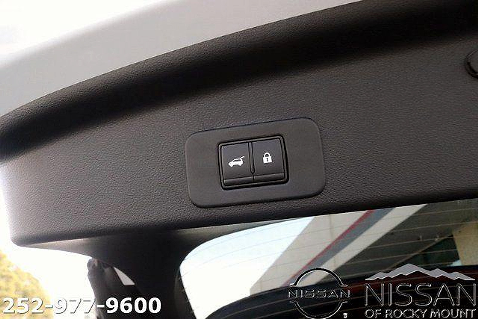 New 2026 Nissan Murano Platinum w/ Cargo Package AWD/4WD image 17