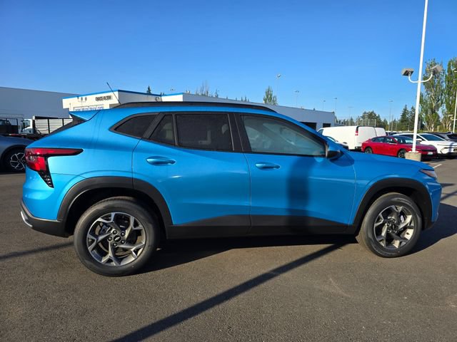 New 2026 Chevrolet Trax LT w/ Driver Confidence Package FWD image 6