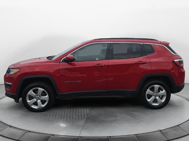Used 2019 Jeep Compass Latitude AWD/4WD image 2