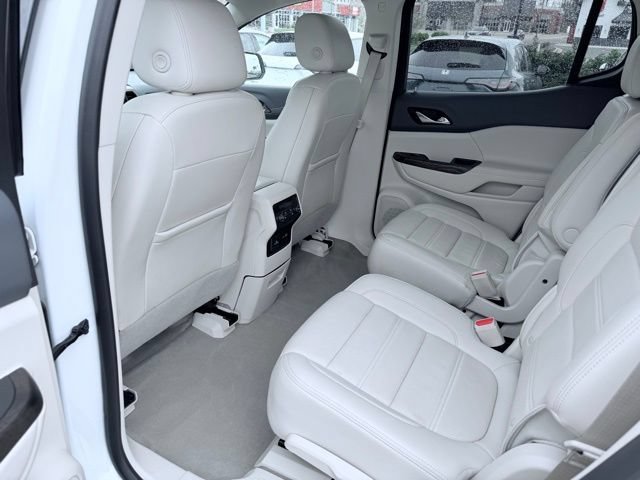 Used 2023 GMC Acadia Denali AWD/4WD image 21