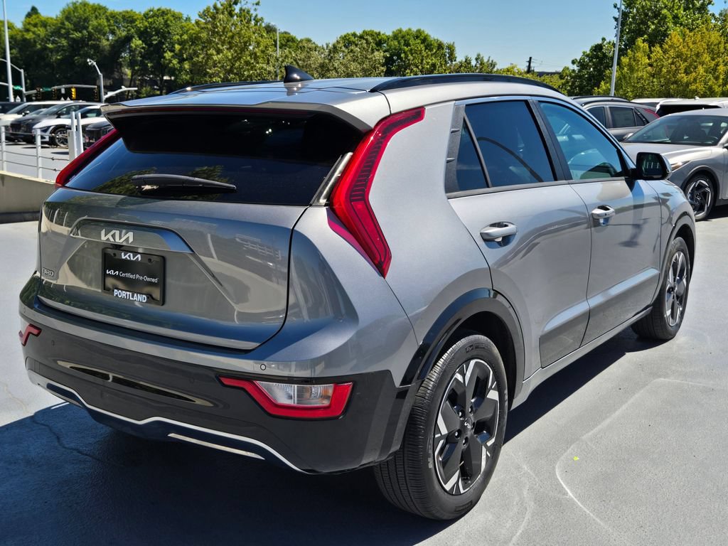 Used 2024 Kia Niro Wind w/ Wind Preserve Package FWD image 4