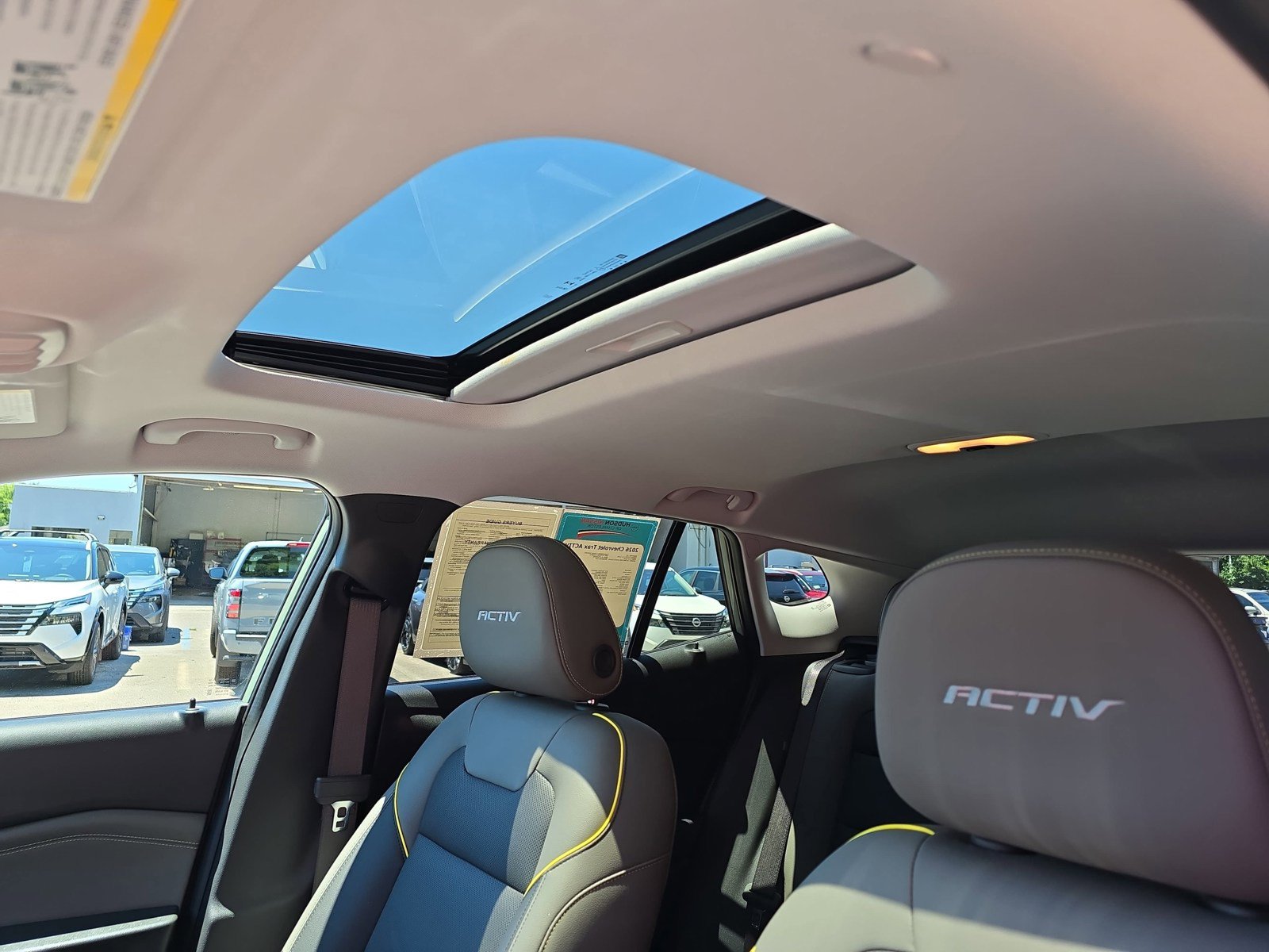 Used 2026 Chevrolet Trax ACTIV w/ Sunroof Package FWD image 31