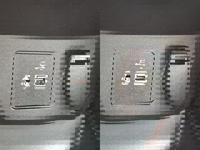 Used 2022 Nissan Rogue Sport SV image 24