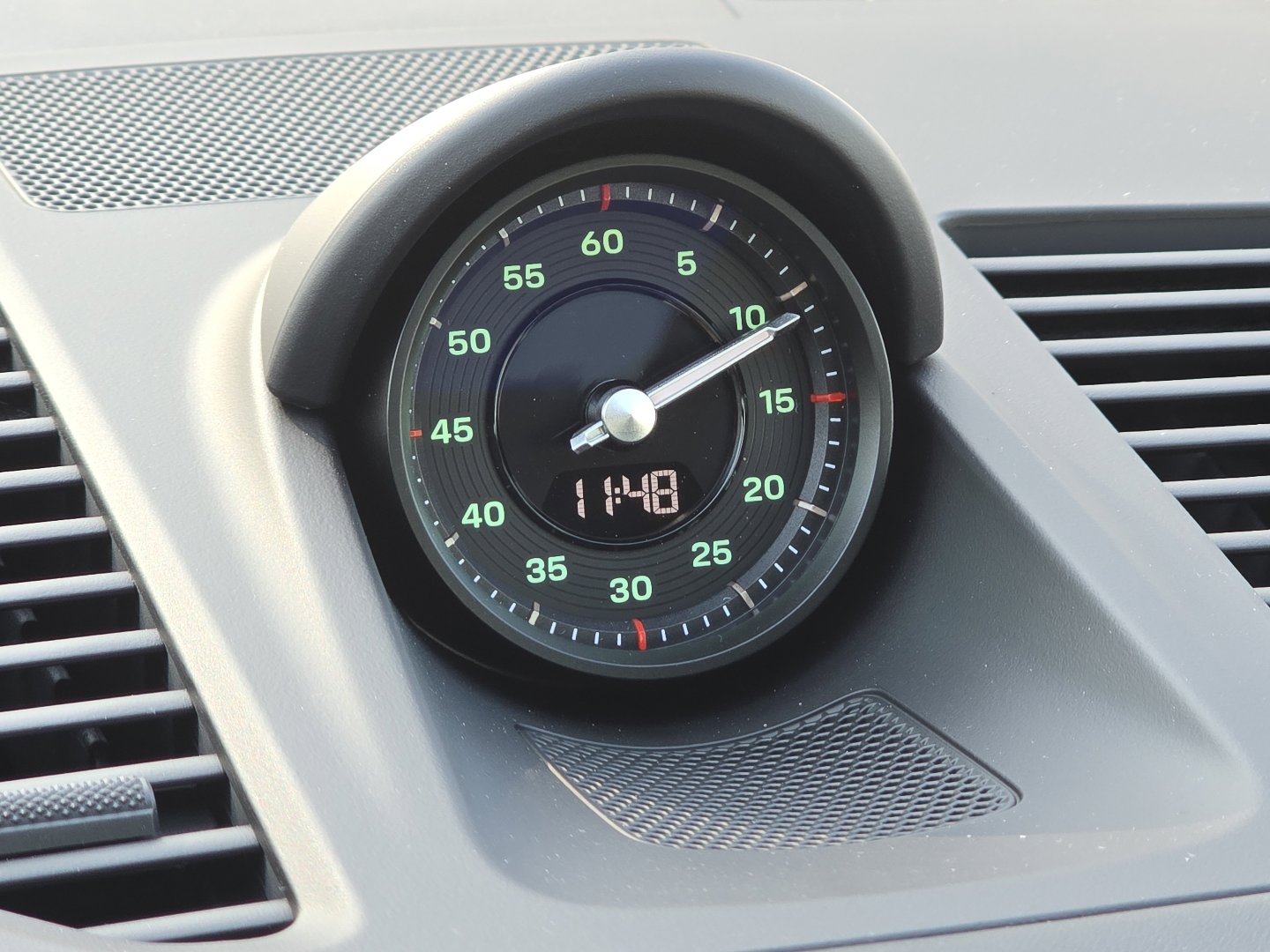 Used 2026 Porsche 911 GTS image 24