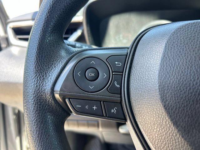 Used 2021 Toyota Corolla LE FWD image 15