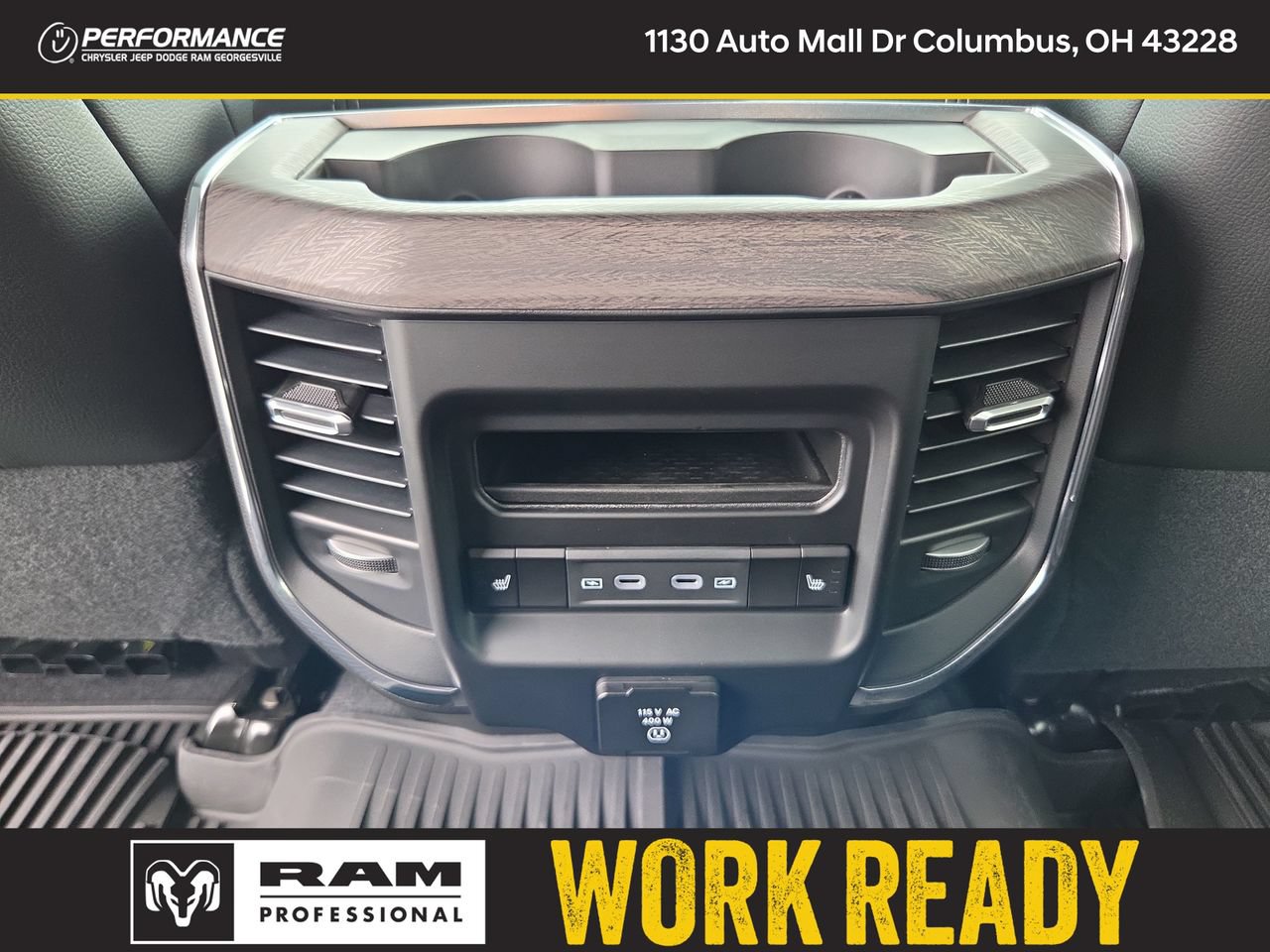 New 2026 RAM 2500 Laramie AWD/4WD image 16