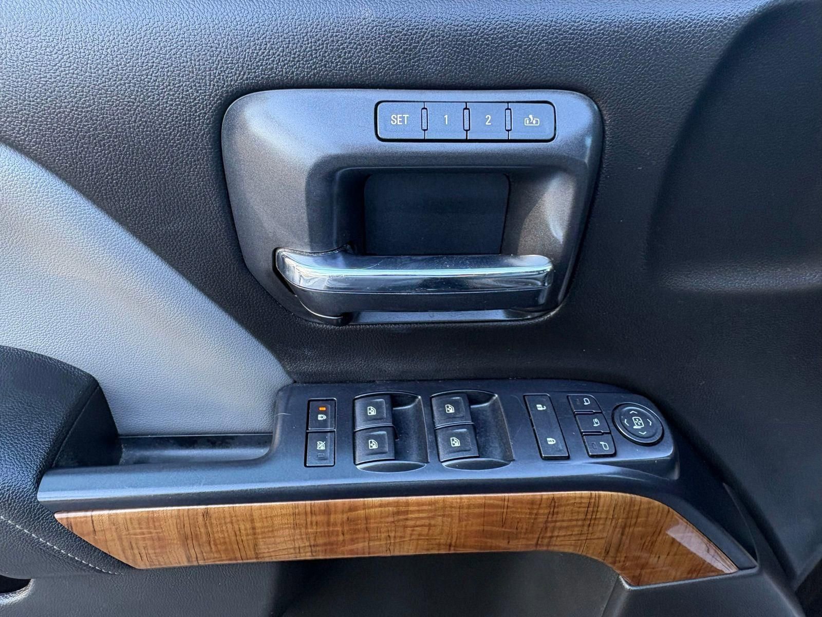 Used 2014 GMC Sierra 1500 SLT image 16