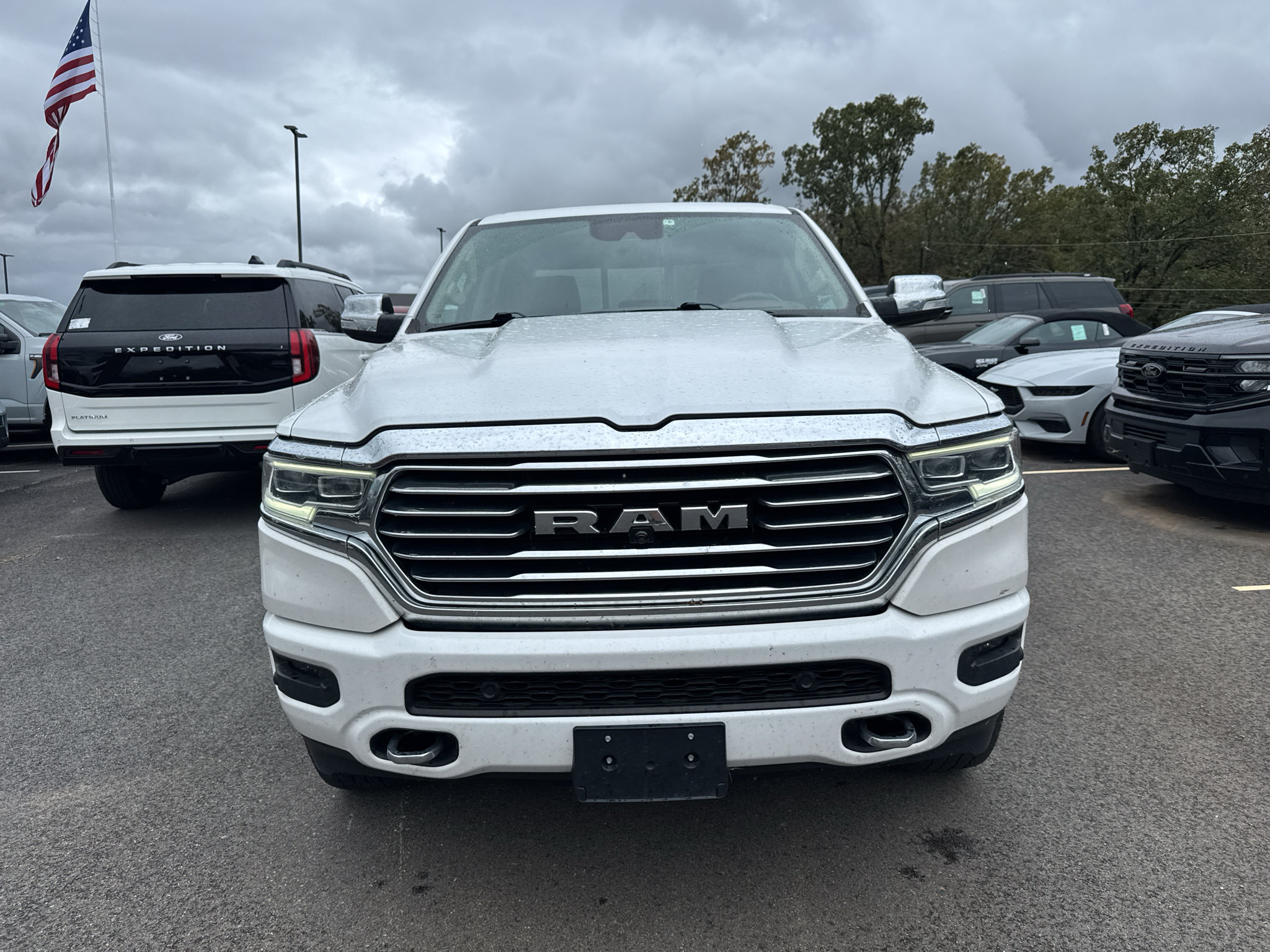 Used 2021 RAM 1500 Limited AWD/4WD image 2