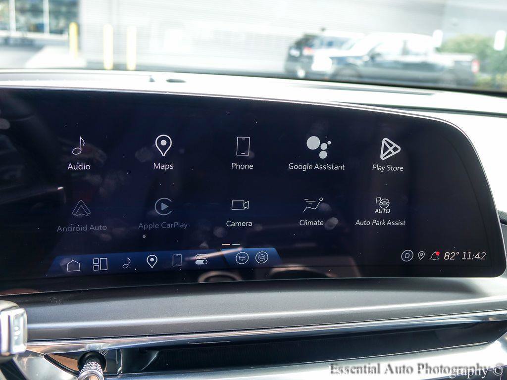 Used 2024 Cadillac Lyriq Tech w/ Driver Assist Package AWD/4WD image 15