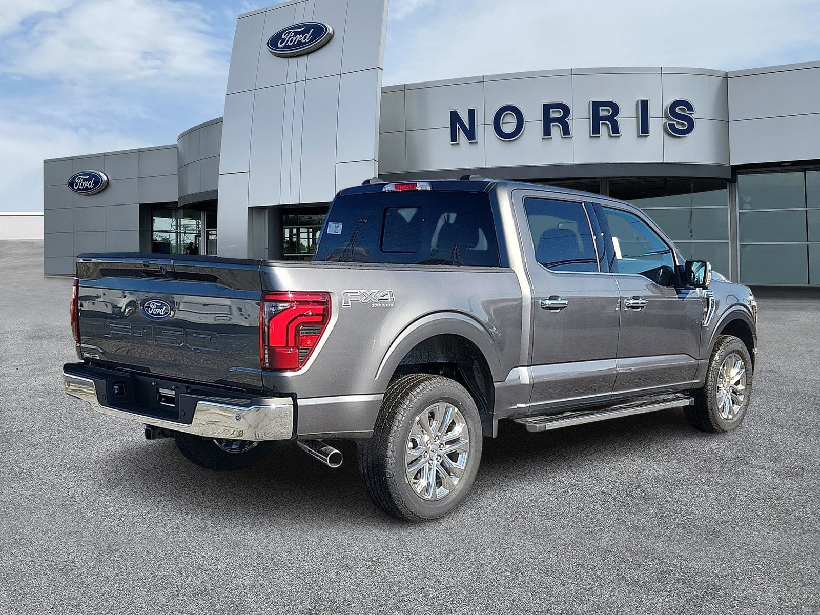 New 2025 Ford F150 Lariat w/ Equipment Group 501A Mid image 4