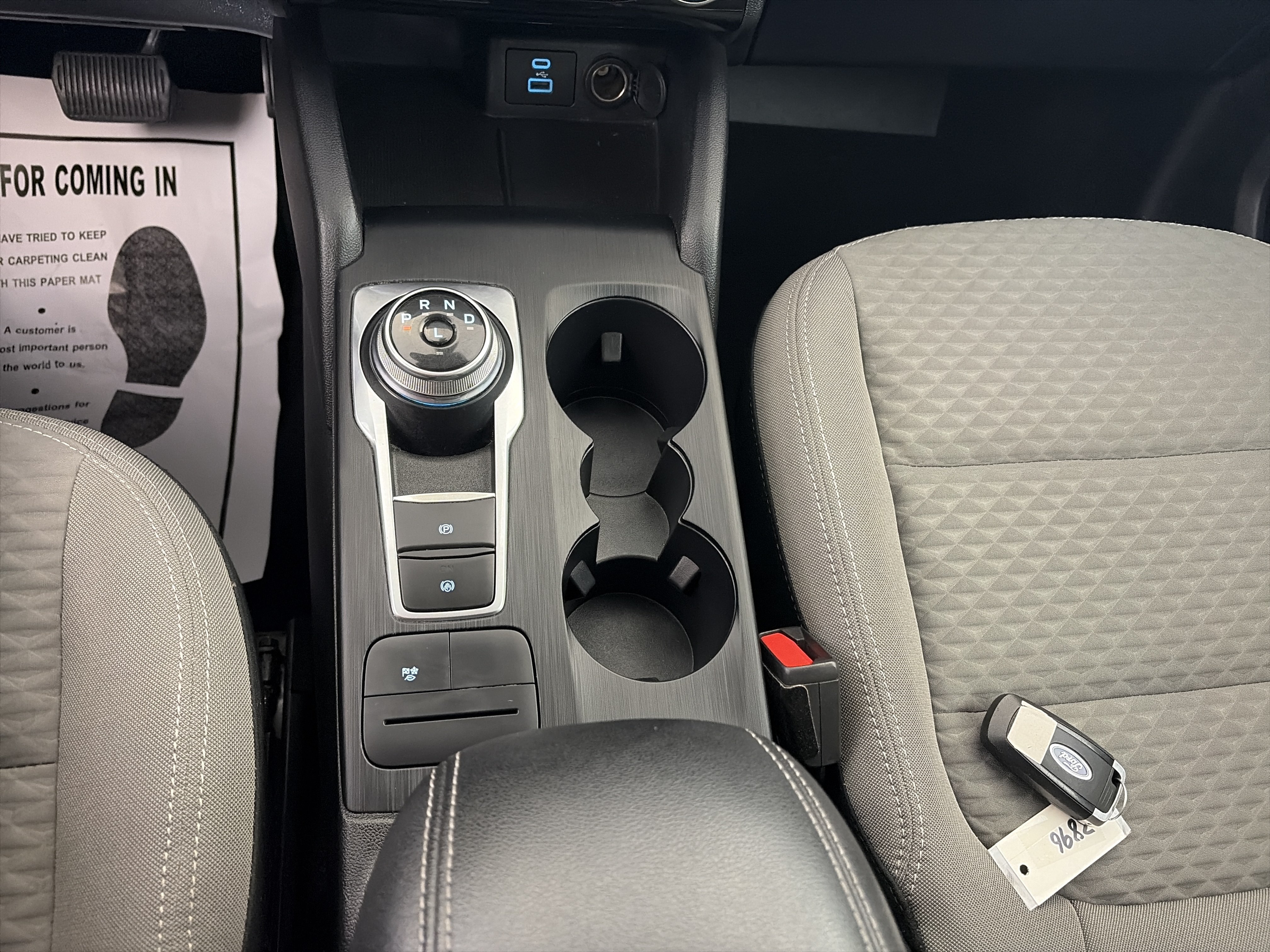 Used 2022 Ford Escape SE w/ SE Sport Appearance Package AWD/4WD image 26