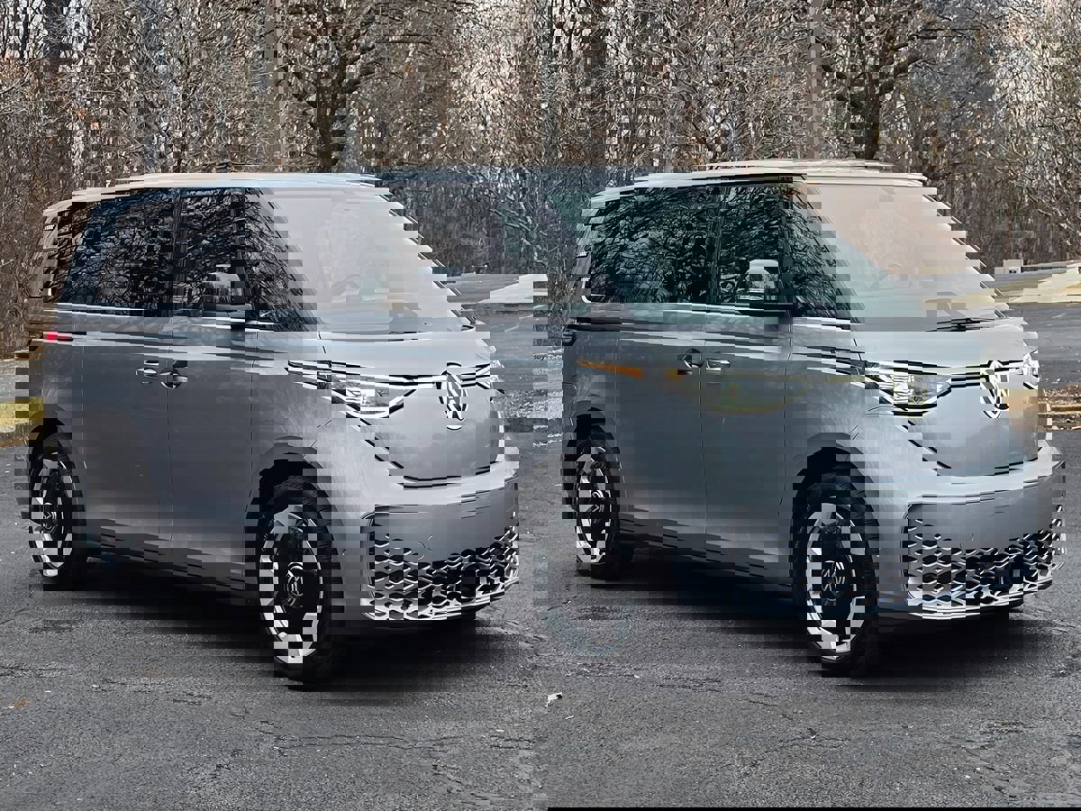 Used 2025 Volkswagen ID. Buzz Pro S image 9