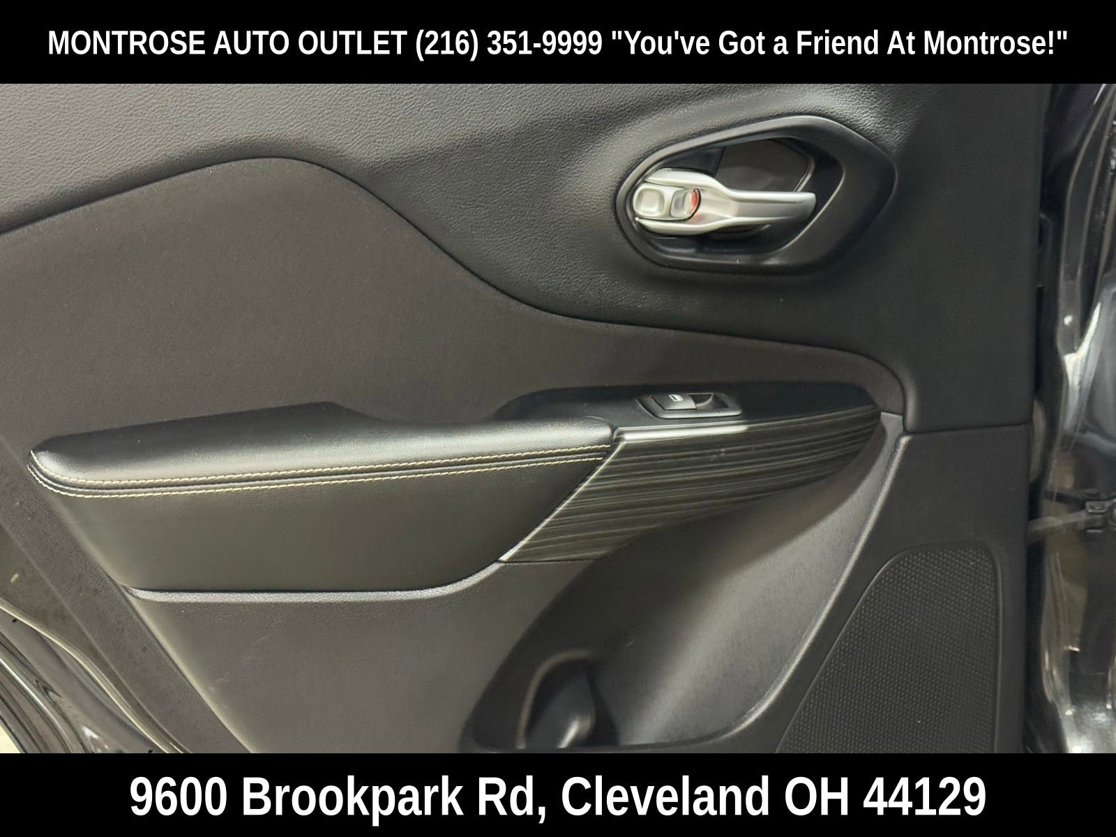 Used 2016 Jeep Cherokee Latitude image 32