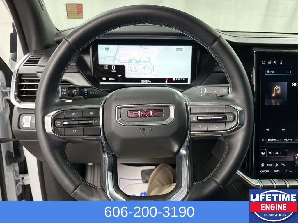 Used 2025 GMC Acadia Elevation image 26